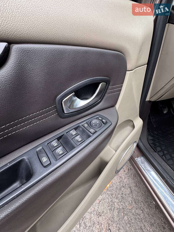 Минивэн Renault Scenic 2011 в Запорожье фото 10 Минивэн Renault Scenic 2011 в Запорожье
