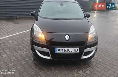 Мінівен Renault Scenic 2010 в Житомирі