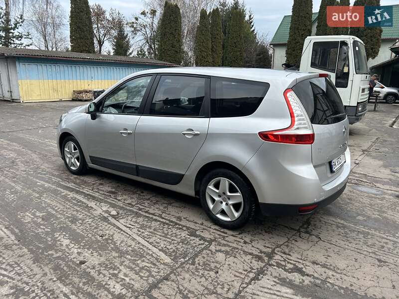 Мінівен Renault Scenic 2013 в Рівному фото 15 Мінівен Renault Scenic 2013 в Рівному