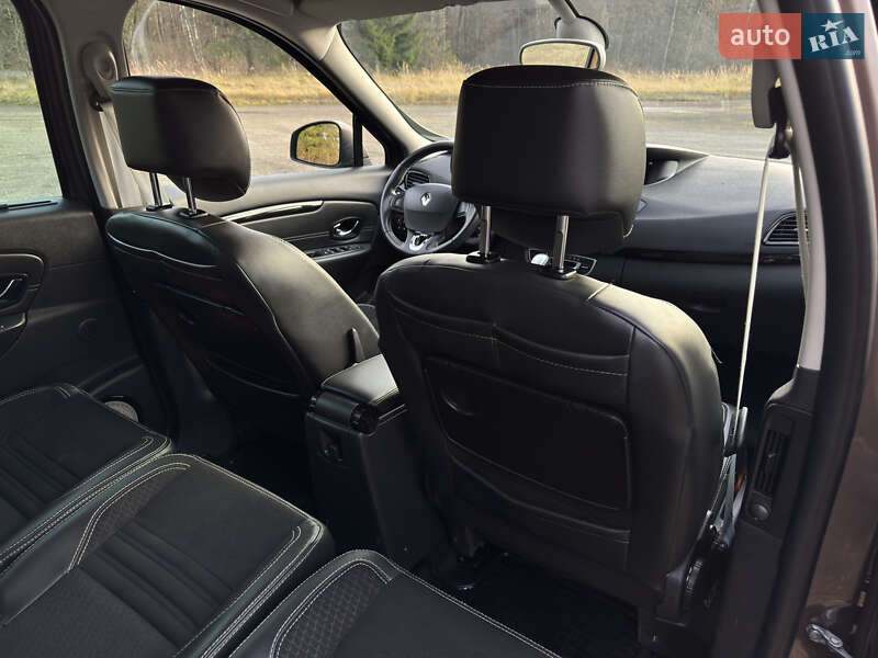 Минивэн Renault Scenic 2015 в Моршине