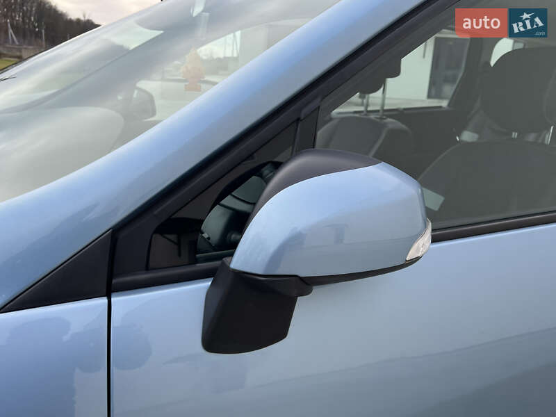 Минивэн Renault Scenic 2011 в Луцке