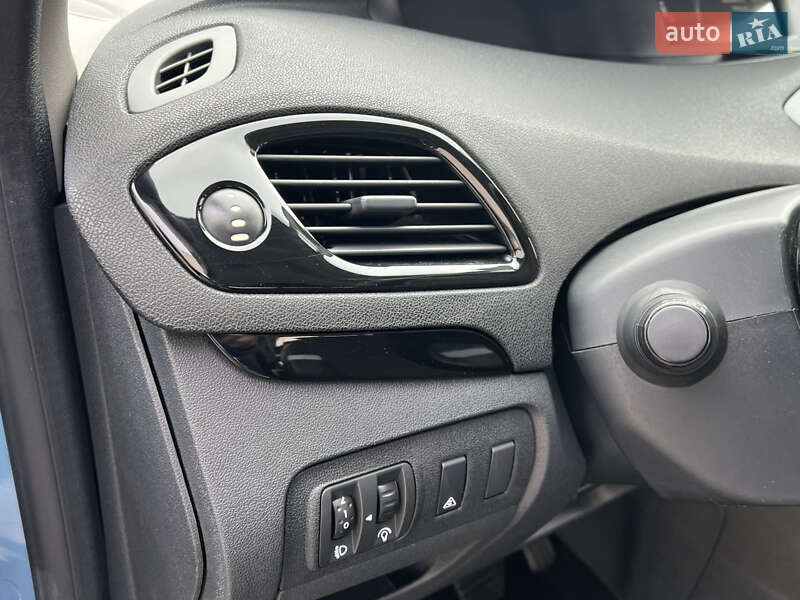 Минивэн Renault Scenic 2011 в Луцке