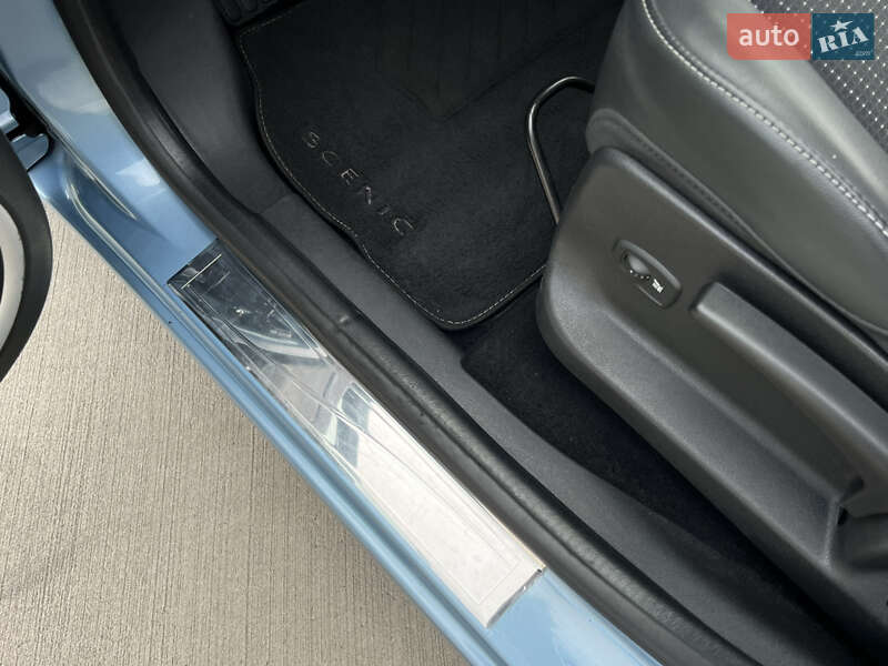 Минивэн Renault Scenic 2011 в Луцке