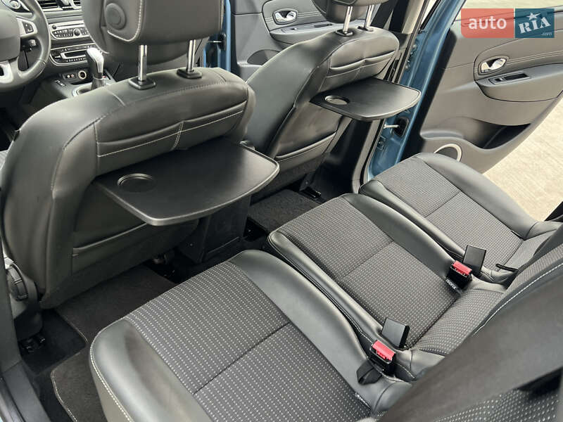 Минивэн Renault Scenic 2011 в Луцке