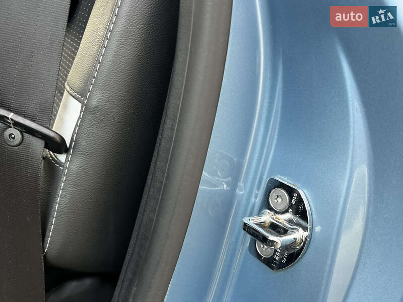 Минивэн Renault Scenic 2011 в Луцке