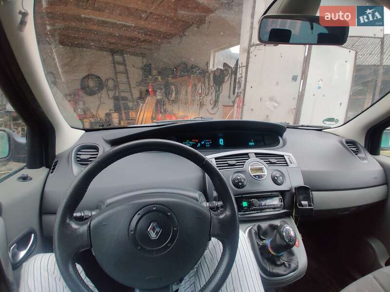 Минивэн Renault Scenic 2005 в Львове фото 6 Минивэн Renault Scenic 2005 в Львове