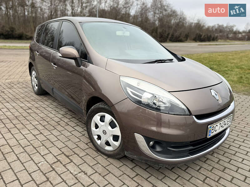 Минивэн Renault Scenic 2013 в Львове фото Минивэн Renault Scenic 2013 в Львове