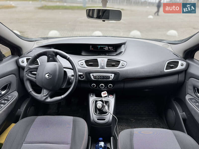 Минивэн Renault Scenic 2013 в Львове фото 51 Минивэн Renault Scenic 2013 в Львове
