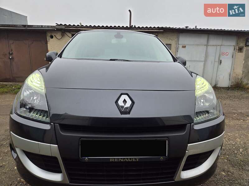 Минивэн Renault Scenic 2010 в Тернополе