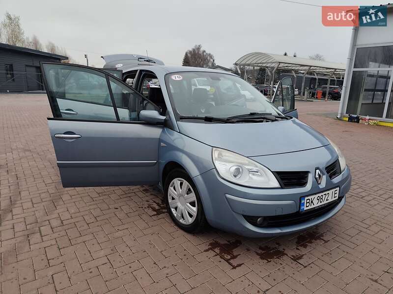 Минивэн Renault Scenic 2006 в Ровно