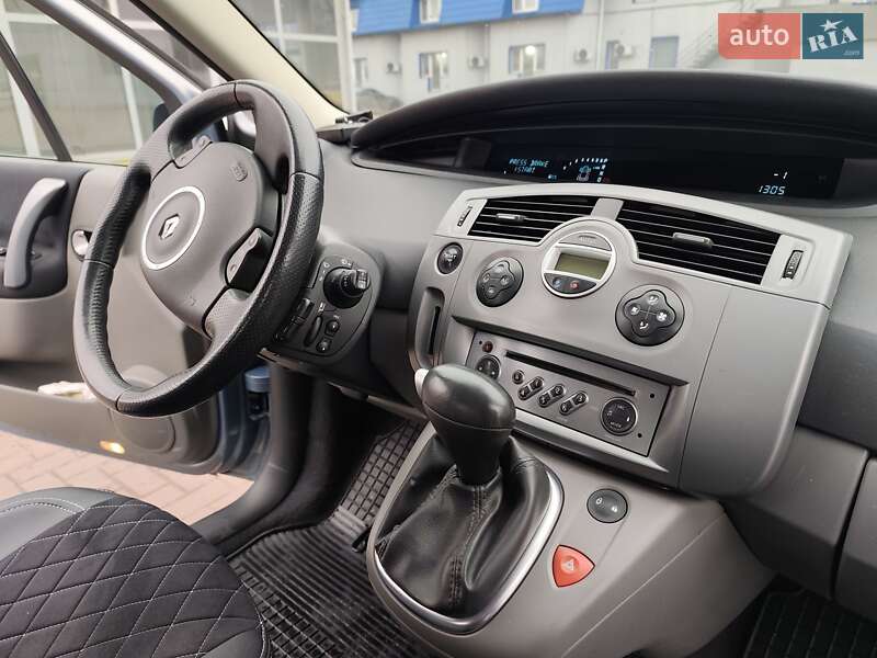 Минивэн Renault Scenic 2006 в Ровно