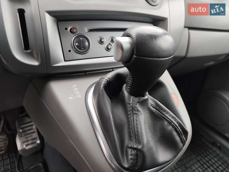 Минивэн Renault Scenic 2006 в Ровно