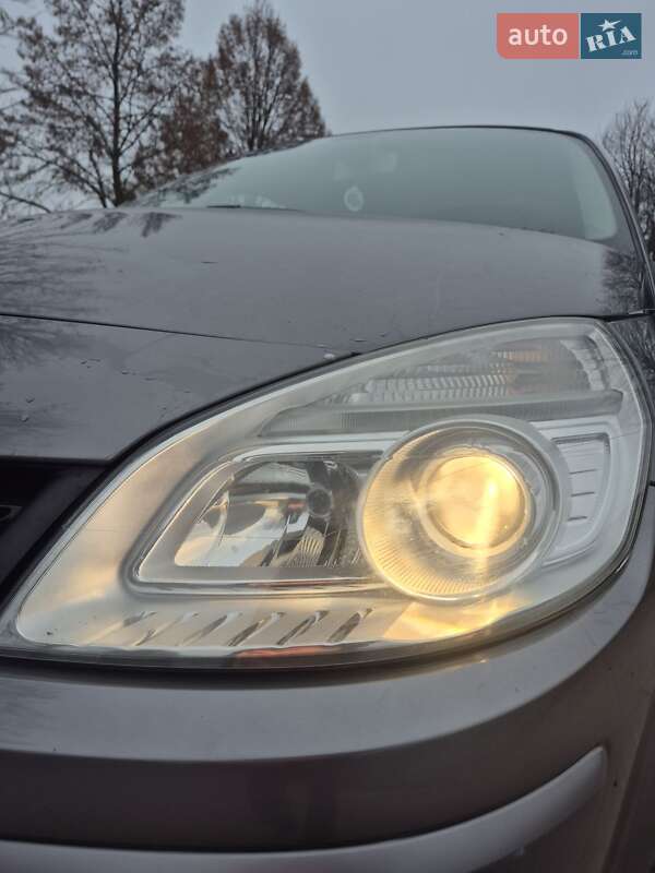 Минивэн Renault Scenic 2008 в Ровно фото 3 Минивэн Renault Scenic 2008 в Ровно
