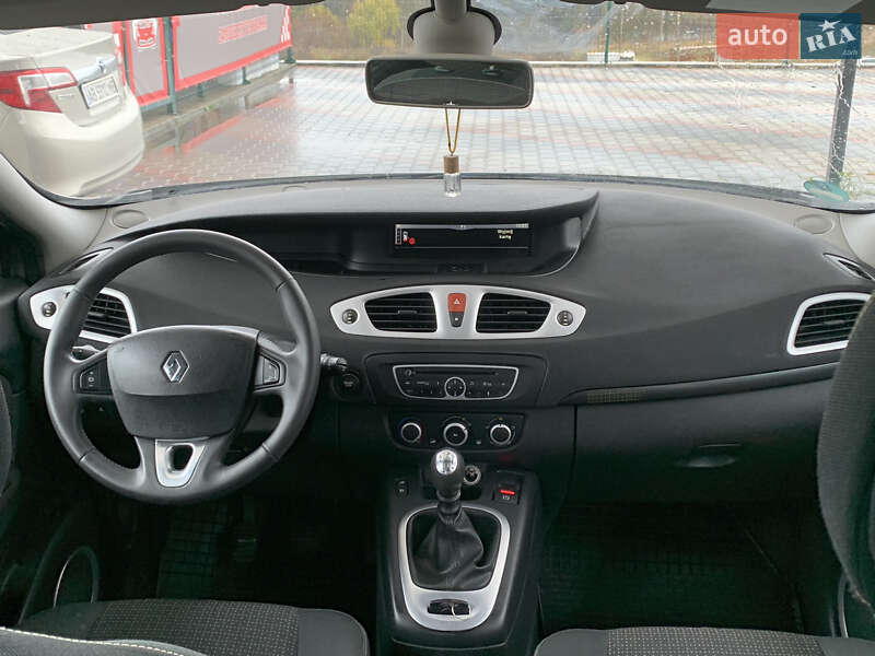Минивэн Renault Scenic 2009 в Виннице