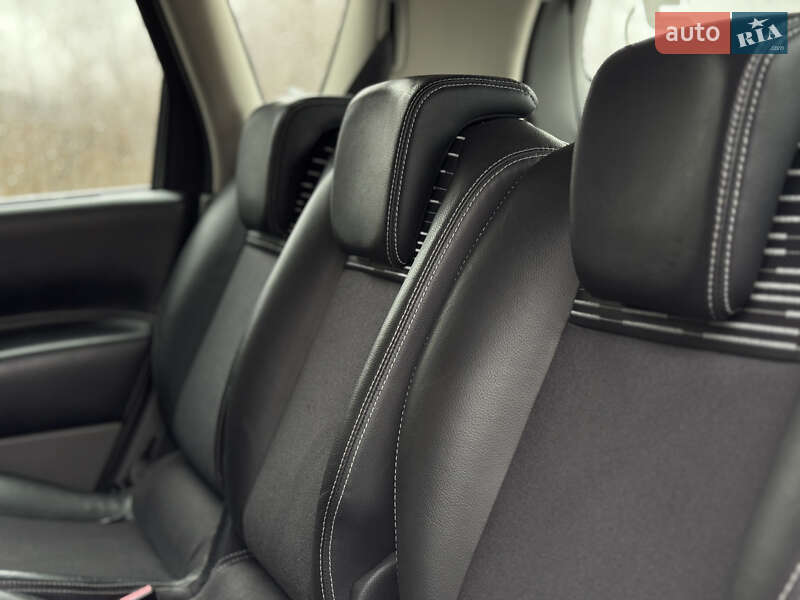 Минивэн Renault Scenic 2005 в Дрогобыче