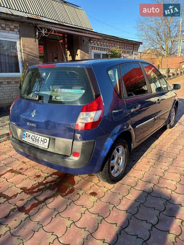 Минивэн Renault Scenic 2003 в Казатине