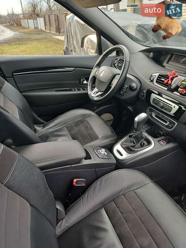 Мінівен Renault Scenic 2015 в Старокостянтинові