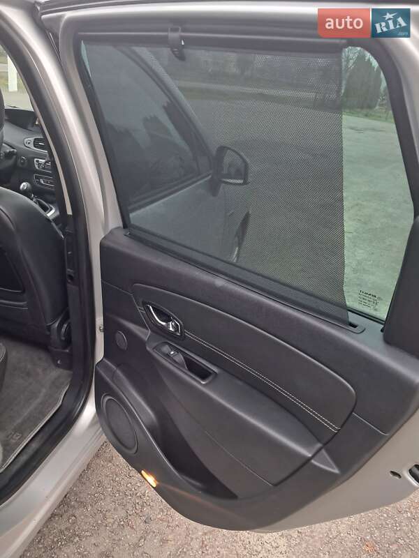 Минивэн Renault Scenic 2012 в Дубно