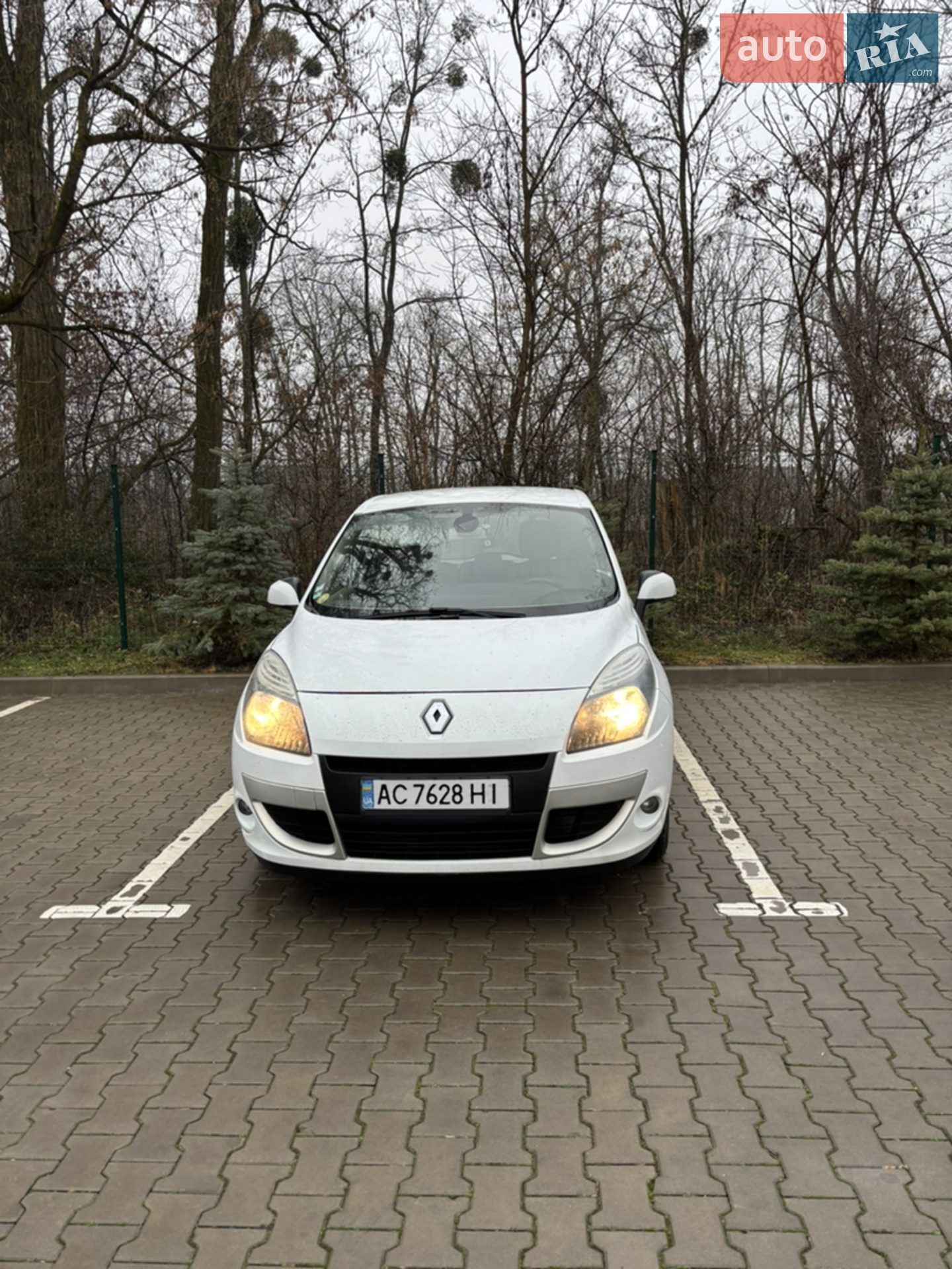 2010 Renault Scenic - мініатюра 2