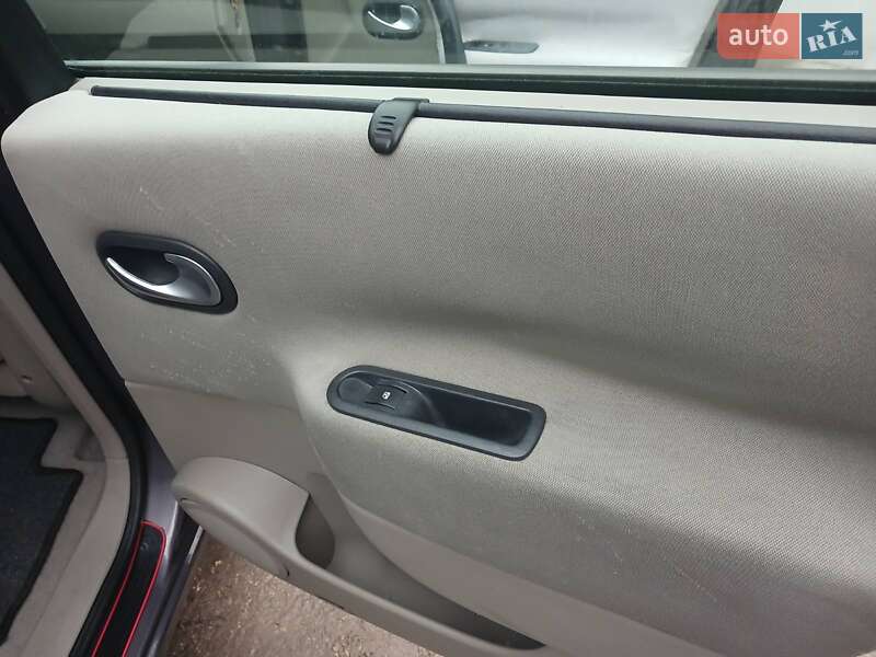 Мінівен Renault Scenic 2005 в Тернополі