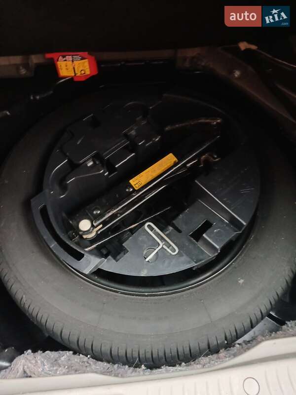 Мінівен Renault Scenic 2005 в Тернополі