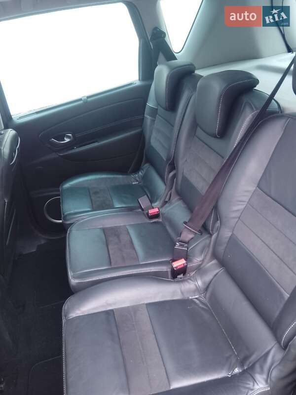 Минивэн Renault Scenic 2013 в Старой Выжевке фото 10 Минивэн Renault Scenic 2013 в Старой Выжевке
