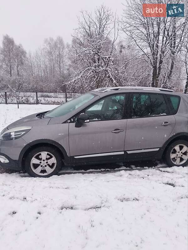 Минивэн Renault Scenic 2013 в Старой Выжевке фото 2 Минивэн Renault Scenic 2013 в Старой Выжевке