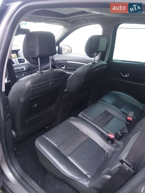 Минивэн Renault Scenic 2013 в Старой Выжевке фото 17 Минивэн Renault Scenic 2013 в Старой Выжевке