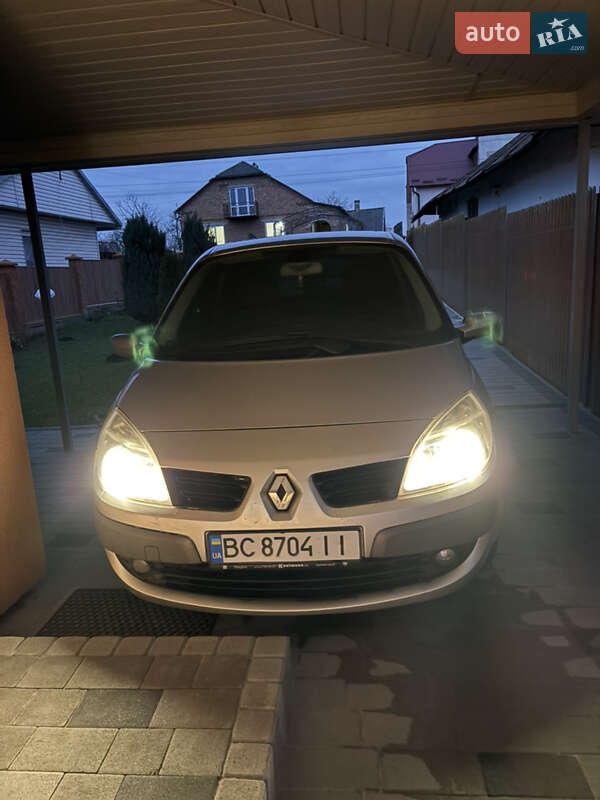 Мінівен Renault Scenic 2007 в Львові