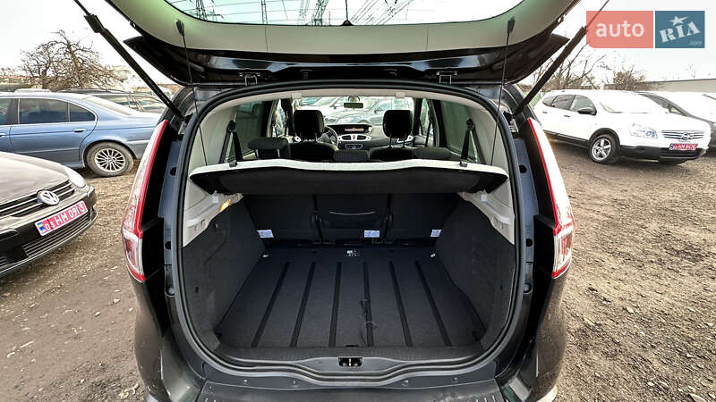 Минивэн Renault Scenic 2010 в Луцке