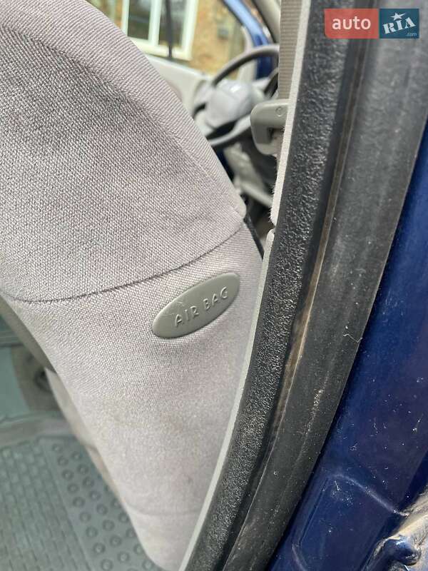 Мінівен Renault Scenic 2001 в Кривому Розі фото 15 Мінівен Renault Scenic 2001 в Кривому Розі