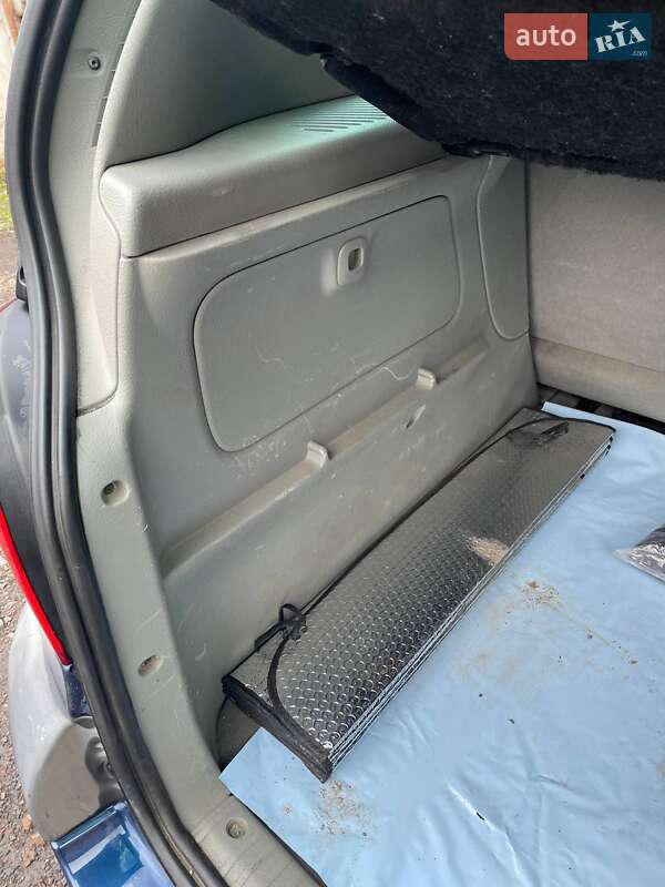 Мінівен Renault Scenic 2001 в Кривому Розі фото 21 Мінівен Renault Scenic 2001 в Кривому Розі