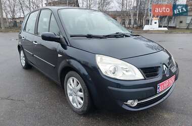 Минивэн Renault Scenic 2008 в Высоком