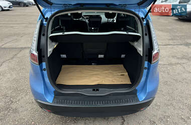 Мінівен Renault Scenic 2012 в Києві