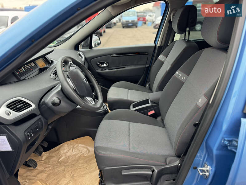 Мінівен Renault Scenic 2012 в Києві
