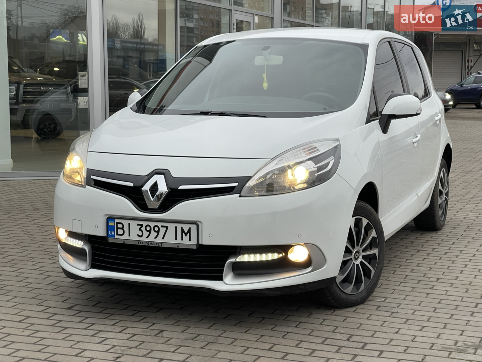 2014 Renault Scenic - мініатюра 3