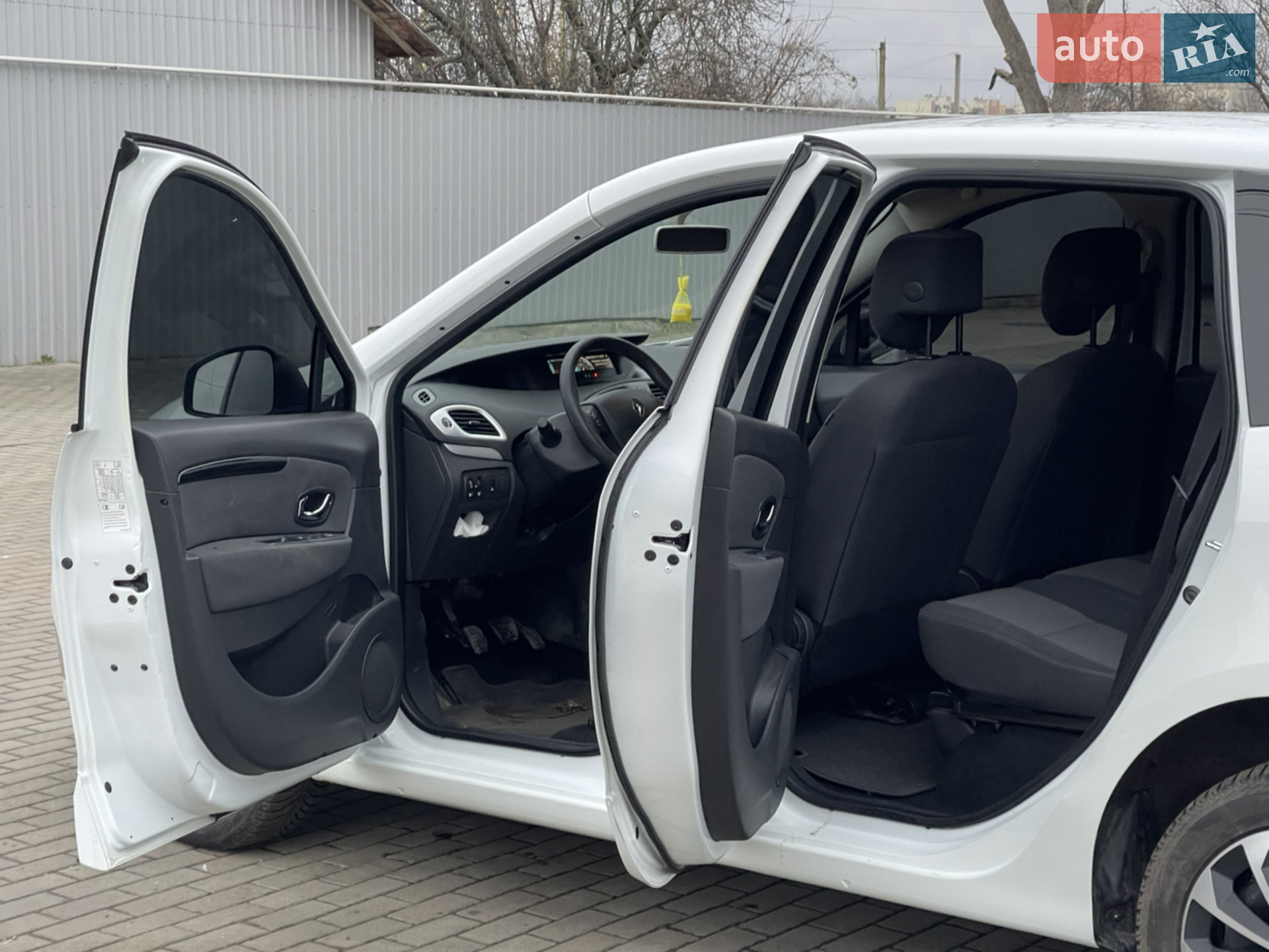 2014 Renault Scenic - мініатюра 17