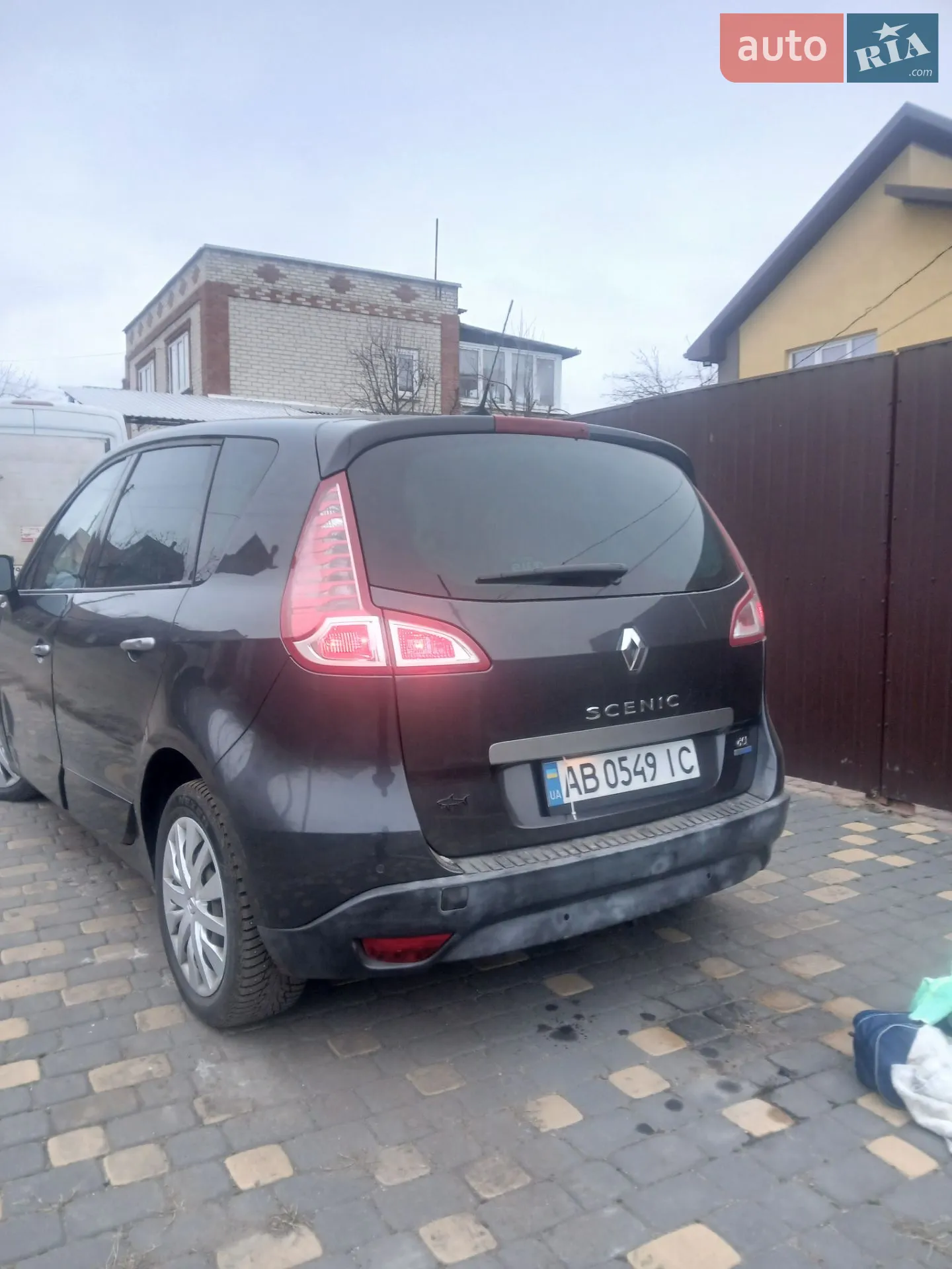 2010 Renault Scenic - мініатюра 2