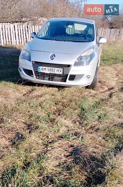 Минивэн Renault Scenic 2011 в Житомире