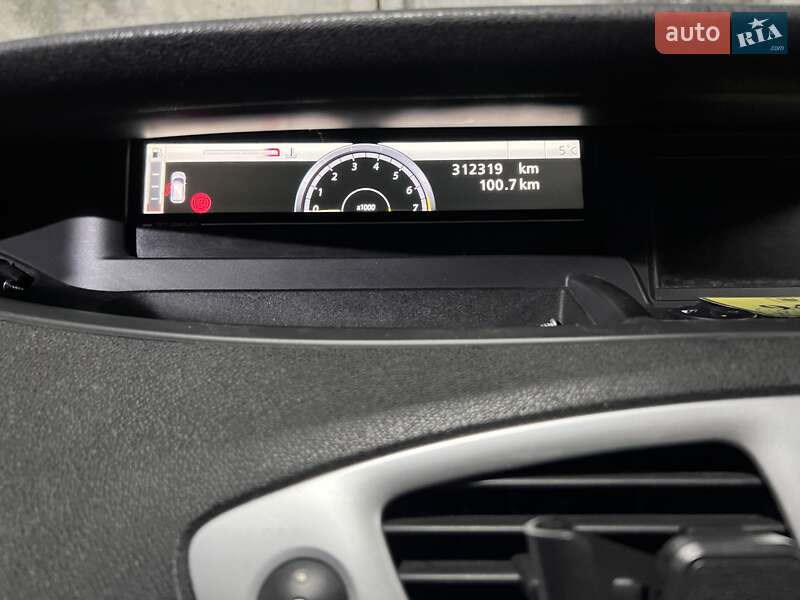 Мінівен Renault Scenic 2009 в Хмельницькому