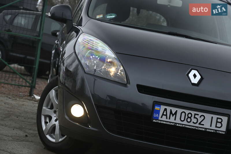 Мінівен Renault Scenic 2009 в Бердичеві