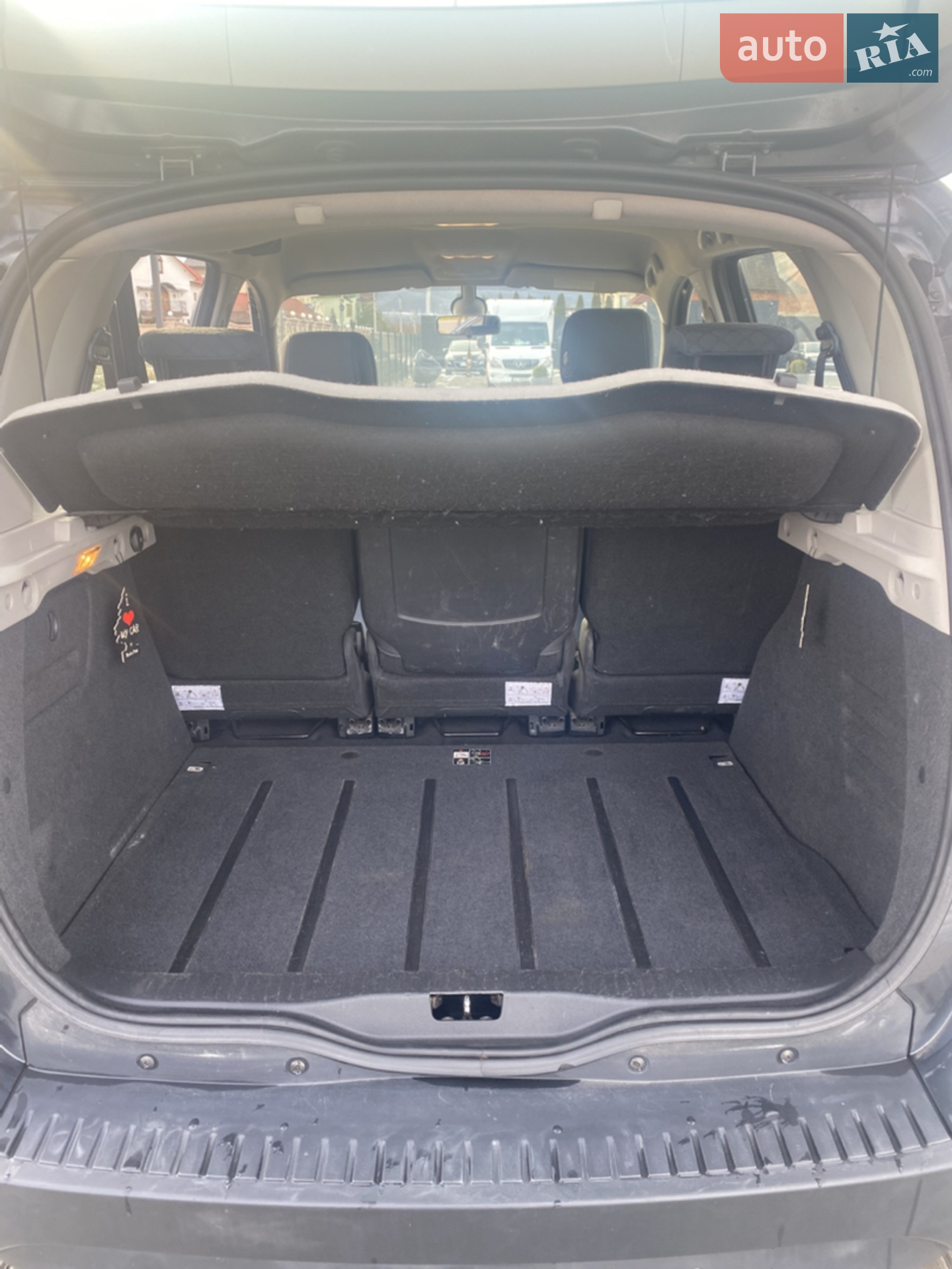 2010 Renault Scenic - мініатюра 9