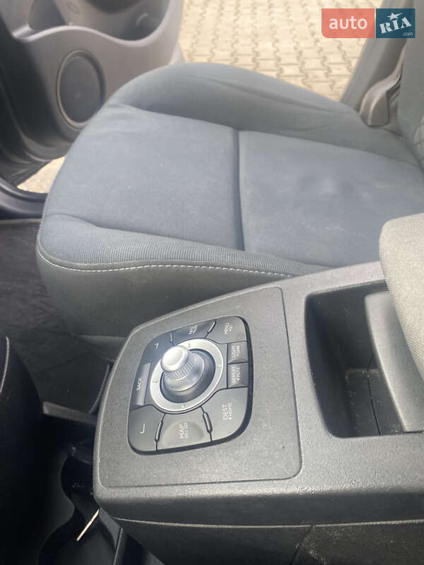 Мінівен Renault Scenic 2010 в Чернівцях