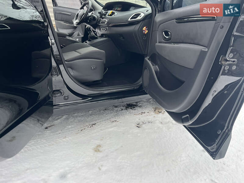 Минивэн Renault Scenic 2012 в Чигирине