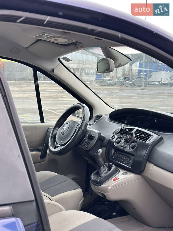 Мінівен Renault Scenic 2004 в Івано-Франківську