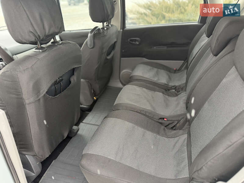 Минивэн Renault Scenic 2004 в Тернополе фото 24 Минивэн Renault Scenic 2004 в Тернополе