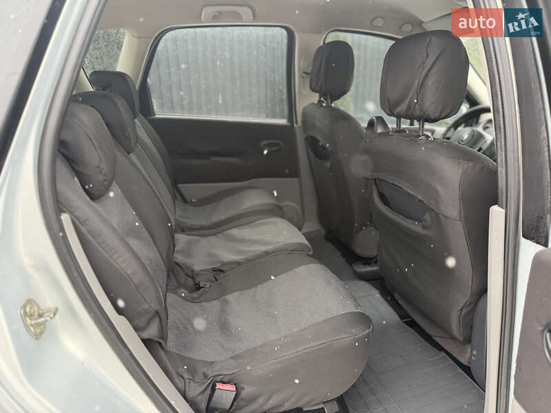 Минивэн Renault Scenic 2004 в Тернополе фото 26 Минивэн Renault Scenic 2004 в Тернополе