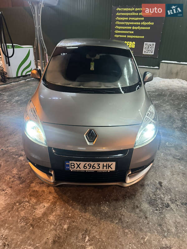 Універсал Renault Scenic 2012 в Хмельницькому