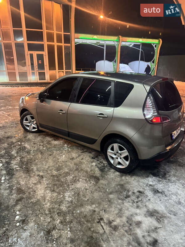 Універсал Renault Scenic 2012 в Хмельницькому