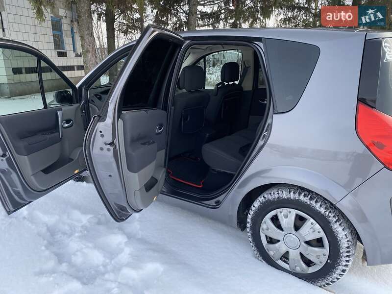 Минивэн Renault Scenic 2008 в Полтаве